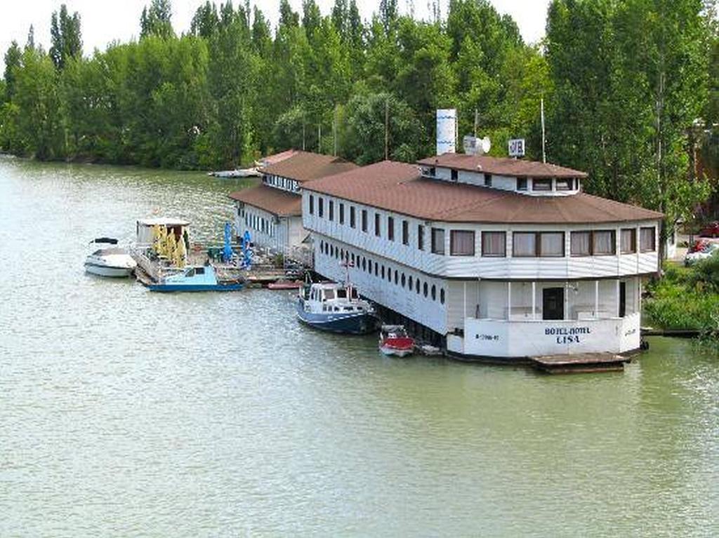 Botel Hotel Lisa Budapeste Exterior foto